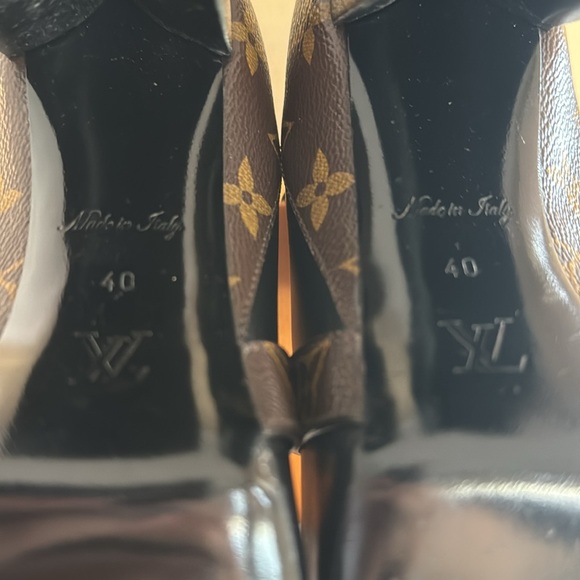 Louis Vuitton Monogram Matchmake Boots - Picture 11 of 17